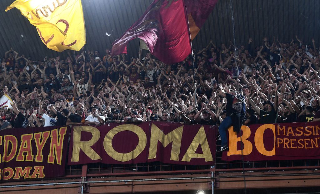 Roma Multa Per I Cori Contro I Tifosi Della Sampdoria