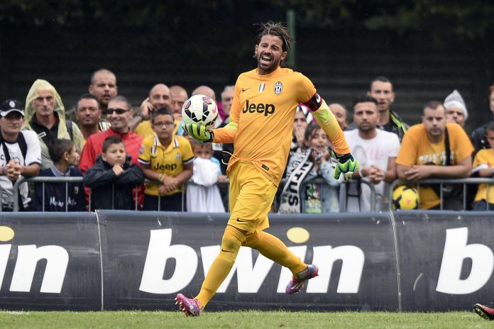 storari azione juventus agosto 2014 ifa e1514025503565