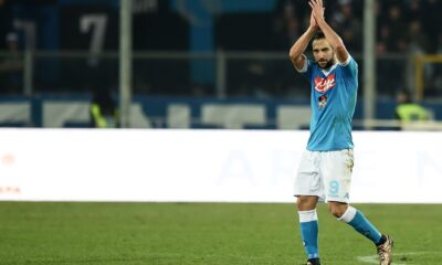 higuain saluta napoli dicembre 2015 ifa