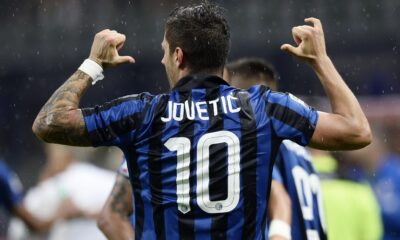 jovetic spalle esulta inter agosto 2015 ifa